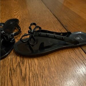 Dizzy Black Bow Sandals